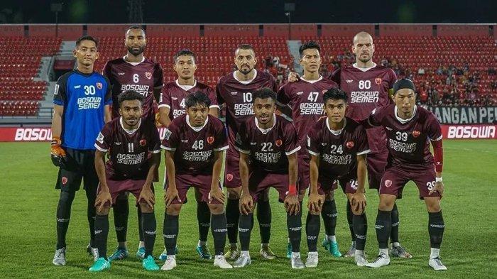 Skuat PSM Makassar saat melawan Kedah Darul Aman FC di semifinal AFC Cup 2022 Zona ASEAN.