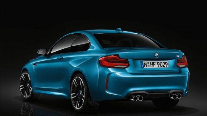 Model BMW M2 Competition 2018.
