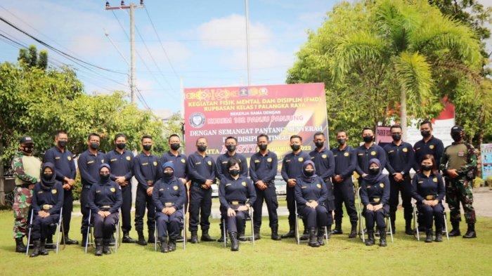 Rupbasan Kelas 1 Palangkaraya menggelar kegiatan FMD yang dibuka oleh Kadiv Pemasyarakatan Kemenkumham Kalteng Yudi Suseno didampingi Kepala Rupbasan Kelas 1 Palangkaraya Rita Ribawati, Senin (14/3/2022).