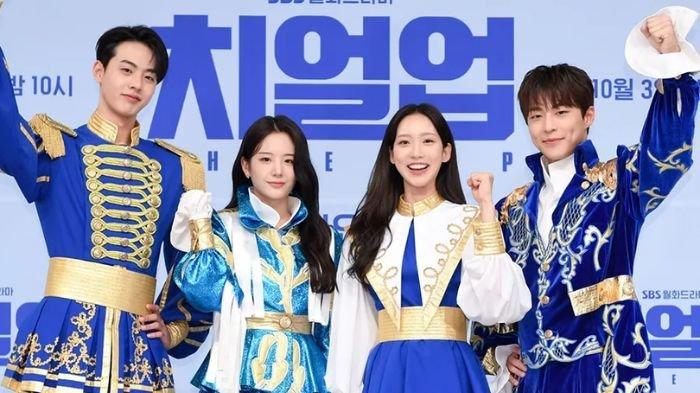 Potret pemeran Drama Korea Cheer Up.