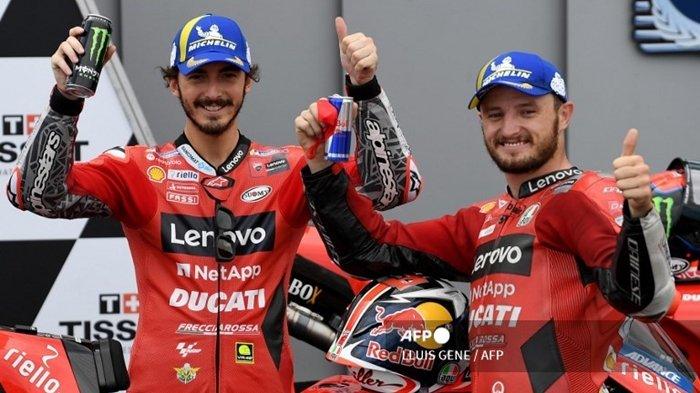 Francesco Bagnaia & Jack Miller (kanan). Tekad Kebangkitan Duo Ducati di MotoGP Mandalika 2022, Murid Valentino Rossi Ingin Catatkan Sejarah.