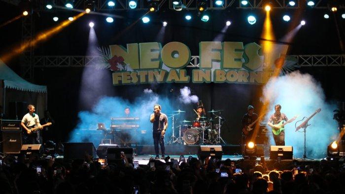 Kominfo bekerjasama dengan Siber Kreasi menghelat event Neo Fest 2022 di Pantai Kilang Mandiri, Kota Balikpapan, Kalimantan Timur pada Minggu (27/11/2022).