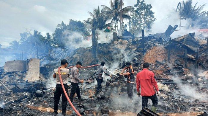 Kondisi kebakaran di Pasar Maridan Senin (7/11/2022) tadi pagi. HO/BPBD PPU