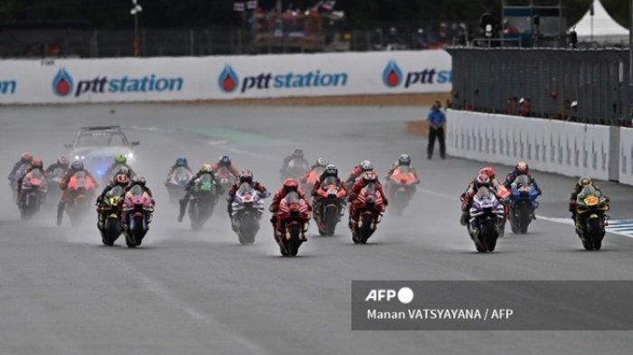 Aksi para rider di MotoGP 2022. Berikut jadwal MotoGP 2022 terbaru, race selanjutnya digelar pada MotoGP Australia 2022, 14-16 Oktober.