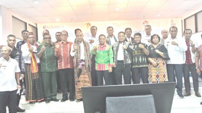 HLM TPID dengan tema Sinergi Pengendalian Inflasi Melalui Optimalisasi Potensi Daerah Dalam Rangka Mendukung Pertumbuhan Ekonomi yang Berkelanjutan dihadiri oleh Gubernur NTT, Viktor Bungtilu Laiskodat, para Bupati atau Wakil Bupati se-NTT, Kepala Kantor Perwakilan Bank Indonesia NTT, Direktur Bank NTT dan Pimpinan Pertamina di lantai lima Bank NTT Kantor Pusat pada Jumat, 12 Agustus 2022.