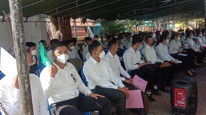 Peserta seleksi CPNS di lingkup Kemenkumham NTT yang mengikuti seleksi. Seleksi berlangsung di Hotel Kristal Kupang, Senin 13 Desember 2021.