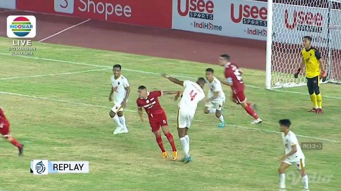 Pertandingan Persis vs PSM Makassar pada pekan ke-11 Liga 1 2022/2023 di Stadion Manahan Solo berakhir imbang 1-1, Kamis (29/9/2022) sore. Dengan hasil ini PSM Makassar melanjutkan tren tak terkalahkan.