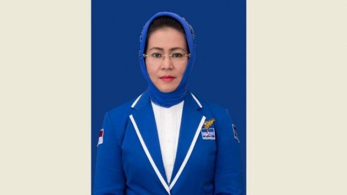 Anita Lubis, istri almarhum Amri Tambunan