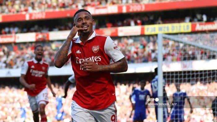 Skor 4-2 menjadi hasil akhir laga antara Arsenal vs Leicester City di Liga Inggris pada Sabtu, (13/8/2022) malam WIB - Striker Arsenal asal Brasil Gabriel Jesus merayakan setelah mencetak gol kedua mereka selama pertandingan sepak bola Liga Premier Inggris antara Arsenal dan Leicester City di Stadion Emirates di London pada 13 Agustus 2022