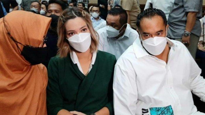 Nia Ramadhani dan Ardi Bakrie divonis 1 Tahun Kurungan Penjara