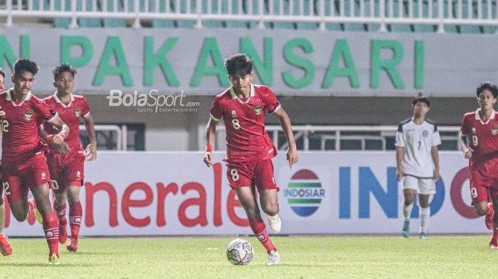 Timnas U-17 Indonesia berpesta gol ke gawang Guam pada laga perdana Grup B Kualifikasi Piala Asia U-17 2023 di Stadion Pakansari, Cibinong, Bogor