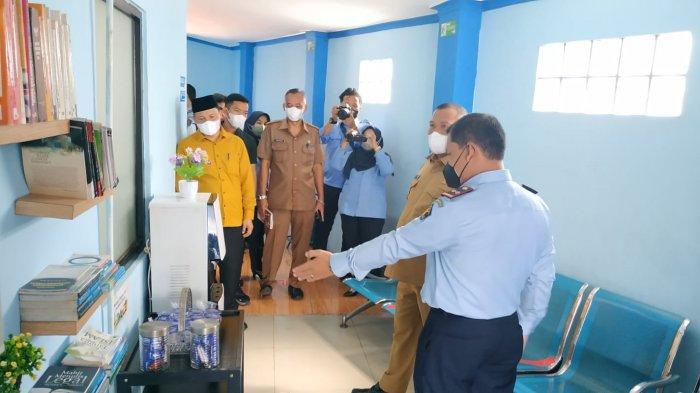 Kantor Imigrasi Sibolga menerima kunjungan dari Walikota Kota Sibolga H. Jamaluddin Pohan beserta Asisten I Sesdakot Sibolga Josua Hutapea, Tenaga Ahli Bidang Keagamaan dan Sosial Kamil Gulo beserta dengan rekan-rekan dari media, Senin (6/12/2021).