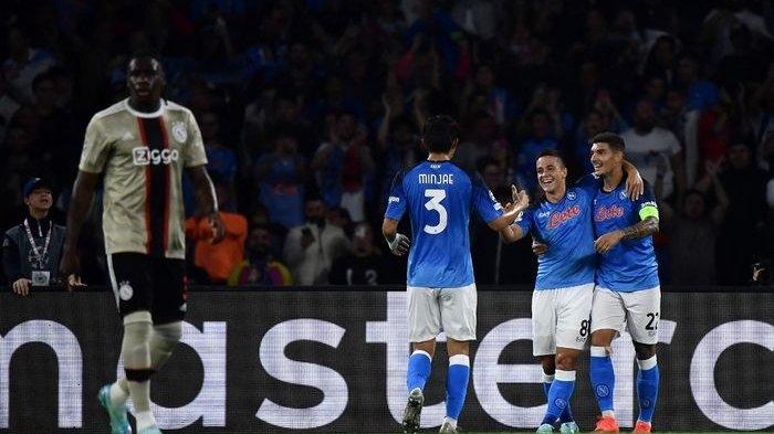 Titisan Alessandro Del Piero, Giacomo Raspadori, membawa Napoli mengukir sejarah lolos ke babak 16 besar Liga Champions tercepat.