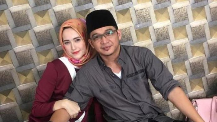 Pasha Ungu dan Adelia Wilhemina