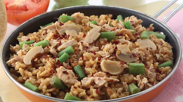 Nasi goreng tuna cabai kering