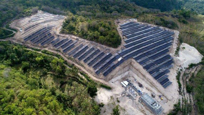 PT PLN (Persero) kembali menerima penghargaan sebagai Debitur Terbaik tahun 2022 kategori BUMN dari Kementerian Keuangan