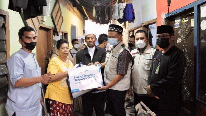 Rangkaian kegiatan sosial Yayasan Baitul Maal (YBM) PT PLN (Persero) Unit Induk Pembangunan Jawa Bagian Tengah (PLN UIP JBT) bertajuk Semangat Berbagi Merawat Negeri