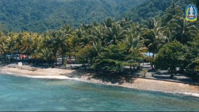 Pantai Tablanusu di Kampung Tablanusu, Distrik Depapre, Kabupaten Jayapura