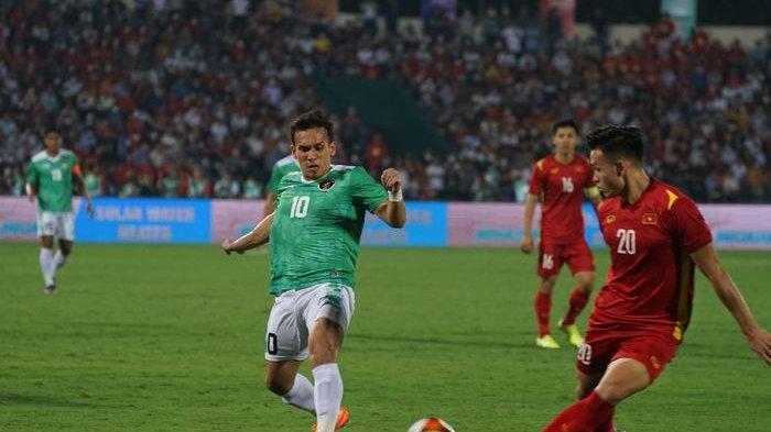 Penyerang timnas U-23 Indonesia, Egy Maulana Vikri, dalam laga melawan Vietnam di SEA Games 2021, Jumat (6/5/2022) di Stadion Viet Tri, Phu Tho. (Dok.PSSI)