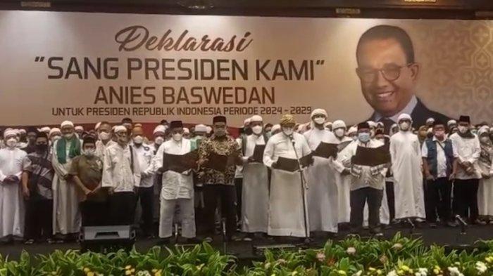 Massa Majelis Sang Presiden menggelar deklarasi dukungan ke Anies Baswedan untuk menjadi Presiden RI pada 2024 di Hotel Bidakara, Jakarta Selatan, Rabu (8/6/2022).