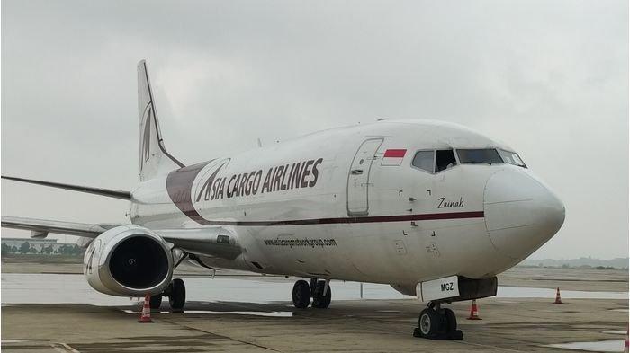 ILUSTRASI pesawat Asia Cargo Airlines. KPK memeriksa Direktur Asia Cargo Airlines tentang penyewaan private jet oleh Gubernur Papua, Lukas Enembe.
