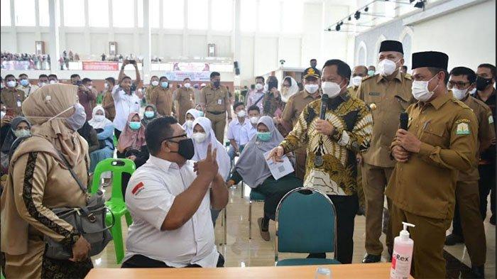 Vaksin Disaksikan Mendagri dan Gubernur Aceh