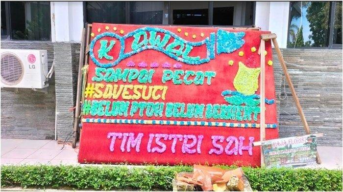 Polwan Suci banjir dukungan, warga minta ASN OKI selingkuh dipecat. (TRIBUN SUMSEL/WINANDO DAVINCHI)