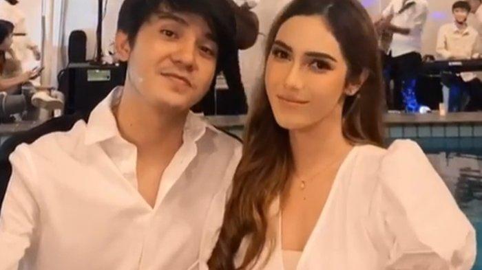 Arbani Yasiz dan Syahra Larez
