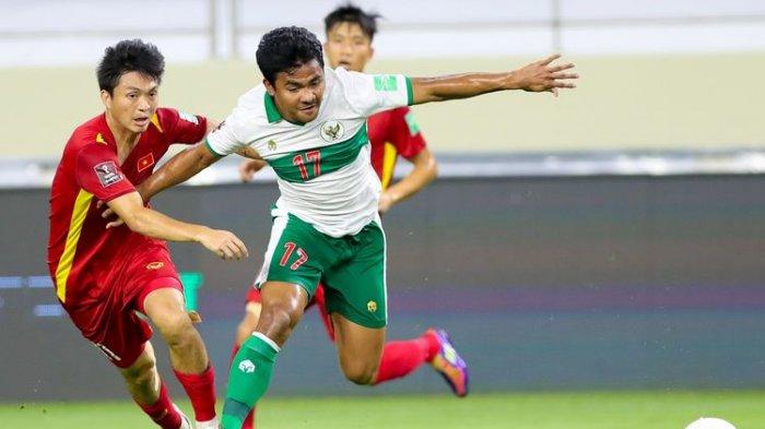 Momen laga timnas Indonesia vs Vietnam di Stadion Al Maktoum, Dubai, Uni Emirat Arab, Senin (7/6/2021), pada lanjutan Kualifikasi Piala Dunia 2022 Zona Asia.
