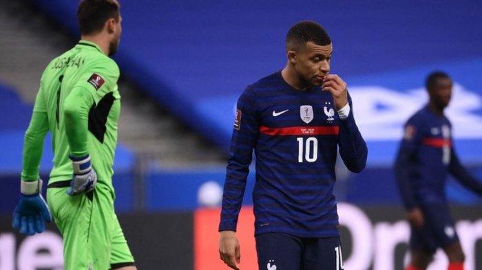 Reaksi penyerang Perancis, Kylian Mbappe, pada laga kontra Ukraina di laga Kualifikasi Piala Dunia 2022 di Stade de France, St Denis, Kamis (25/3/2021) dini hari WIB.