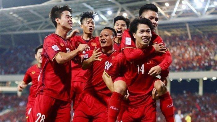 Timnas Vietnam gemilang dalam ajang Kualifikasi Piala Dunia 2022. Akses di sini, link live streaming Vietnam vs Malaysia Piala AFF 2020 hari ini, Minggu (12/12/2021) pukul 19.30 WIB, gratis