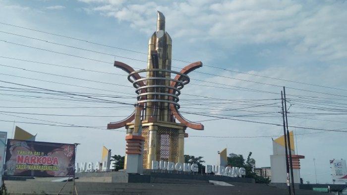 Tugu Benteng Kayu Mangiwang (BKM) Benteng, Tobadak, Mamuju Tengah (Mateng) Sulbar.