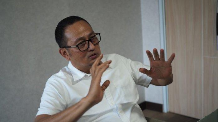Direktur Jenderal Aplikasi Informatika Kominfo Semuel A Pangerapan menjelaskan pihaknya saat ini tengah melakukan pendalaman terhadap dugaan kebocoran data pelanggan Indihome itu.