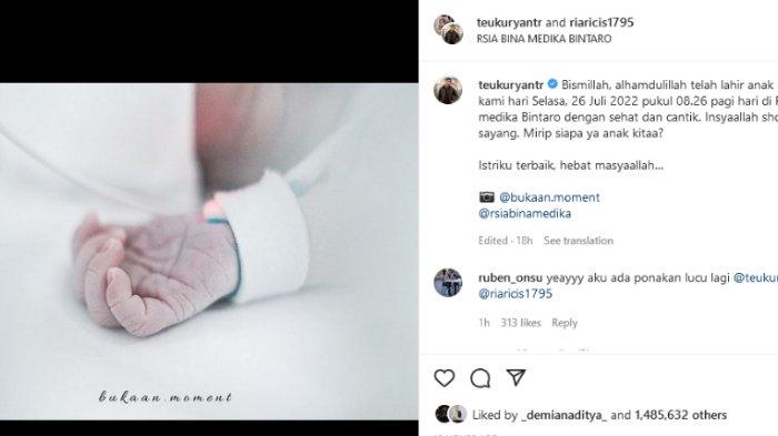 Melalui akun Instagram pribadinya @teukuryantr, Teuku Ryan mengumumkan bahwa sang istri Ria Ricis telah melahirkan anak pertama mereka di RSIA Bina Medika Bintaro Tangerang Selatan, Banten pada Selasa (26/7/2022) pagi.