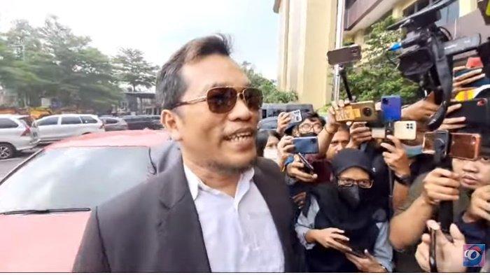 Neas Ginting, kuasa hukum Billar membantah jika kliennya melakukan tindakan KDRT kepada istrinya, Lesti Kejora.