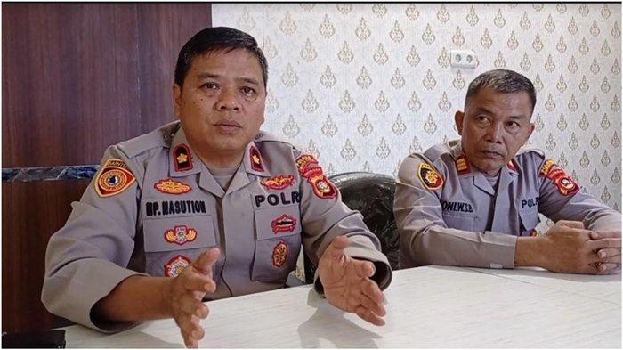Wakapolres Muratara Kompol Muda Parlaungan Nasution menjelaskan update temuan 10 jeriken solar 30 liter diamankan di Desa Beringin Makmur II, Kecamatan Rawas Ilir, Kabupaten Musi Rawas Utara (Muratara).