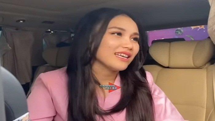 Ayu Ting Ting akhirnya buka suara terkait hubungannya dengan Jordi Onsu