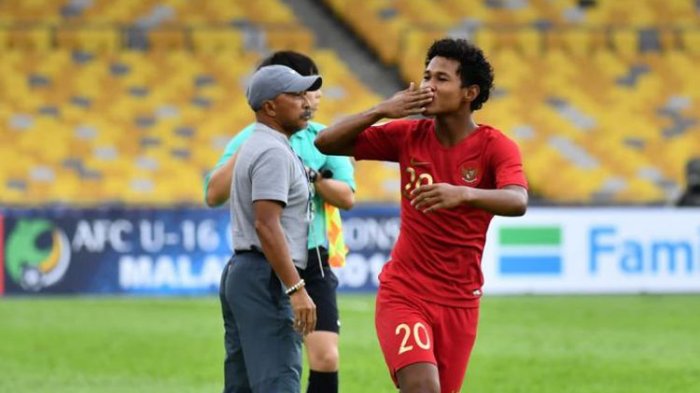 Bagus Kahfi merayakan gol Timnas U-16 Indonesia ke gawang Iran pada pertandingan Piala Asia U-16 di Malaysia, 21 September 2018. (www.the-afc.com)