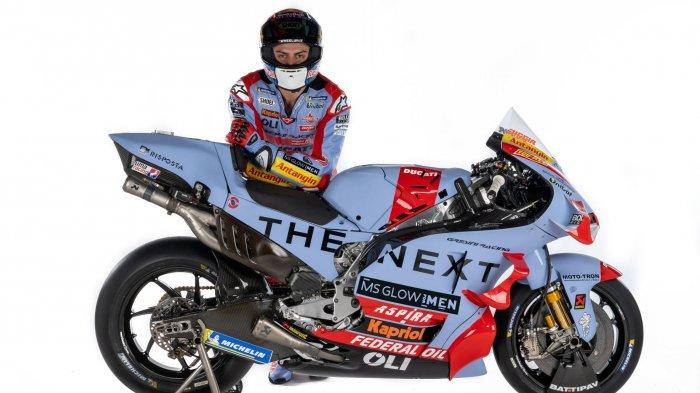 MS Glow for MEN tampil pada logo mesin MotoGP Ducati milik Enea Bastianini dan Fabio Di Giannantonio, serta hadir di dalam pitbox tim dan truk Gresini Racing.