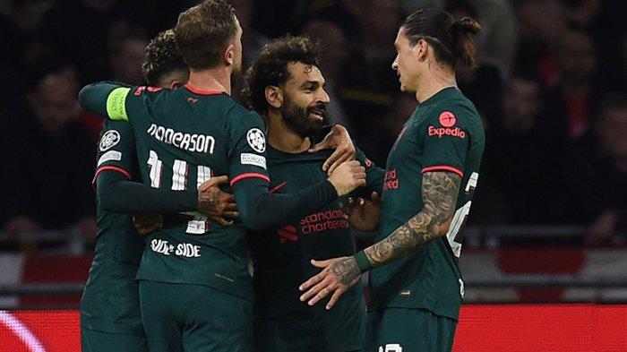 Mo Salah, penyerang Liverpool merayakan gol yang diciptakan sat lawan Ajax di Liga Champions 2022-2023. Liverpool menang 3-0 atas Ajax dan lolos ke babak 16 besar Liga Champions 2022-2023
