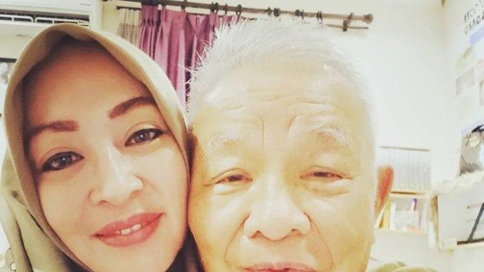 Lucky Sondakh, ayah dari artis Angelina Sondakh dikabarkan meninggal dunia, Minggu (30/9/2022).