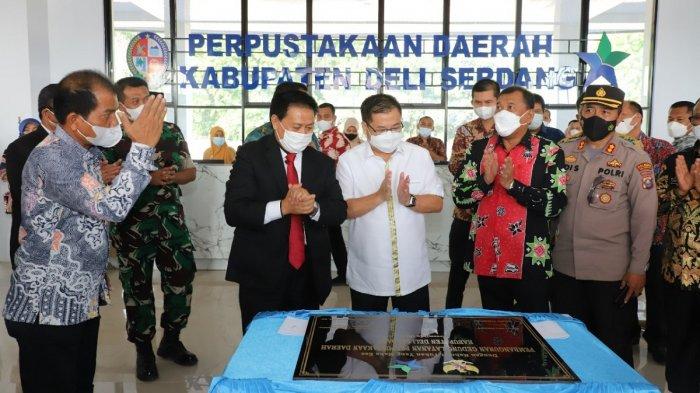 Gedung Layanan Perpustakaan Umum Kabupaten Deli Serdang, Sumatera Utara diresmikan dengan menelan dana Rp 10 miliar