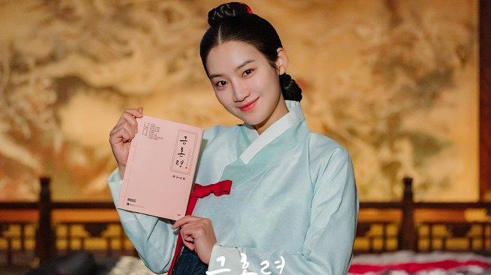 Park Ju Hyun berperan sebagai So Rang dalam drama Korea The Forbidden Marriage. Drama Korea ini telah berakhir penayangannya pada 21 Januari 2023 lalu dan para pemainnya ini punya adegan favorit.