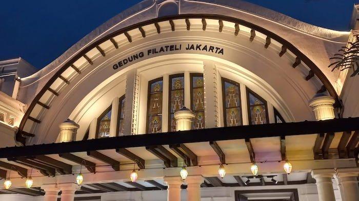 Pos Bloc Jakarta, Tempat Nongkrong Kekinian yang Lagi Hits berlokasi di Jalan Pos nomor 2, Pasar Baru, Kecamatan Sawah Besar, Jakarta Pusat.