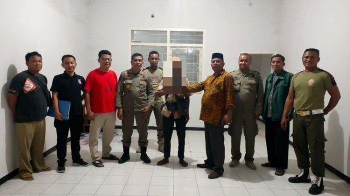 Kakek Al, pengemis di Probolinggo yang gunakan uangnya untuk nyawer biduan