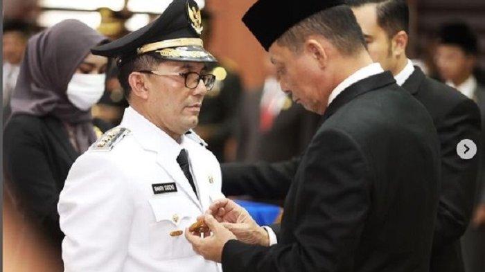 Pj Gubernur Aceh Achmad Marzuki melantik Pj Walikota Banda Aceh Bakri Siddiq