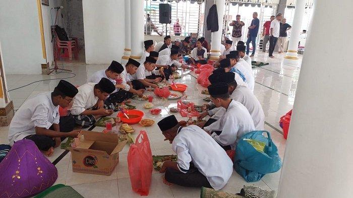 Siswa Inshafuddin hadiri maulid