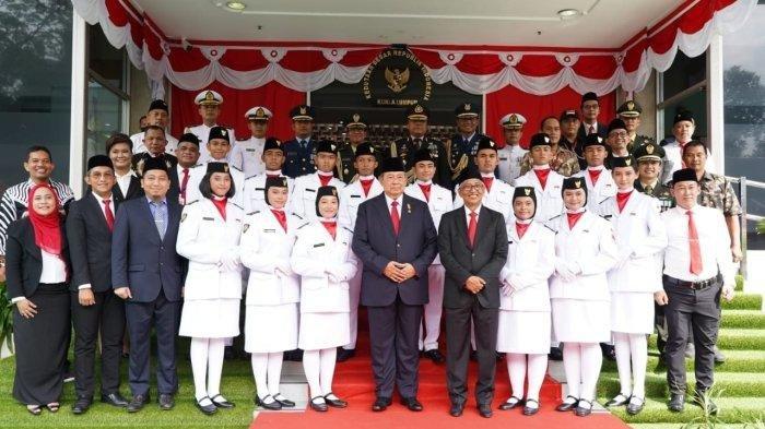 2022818 SBY upacara di negara tetangga