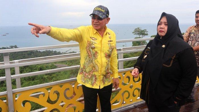 Bupati Kotabaru H Sayed Jafar Alaydrus, SH menyambut Bupati Paser 2
