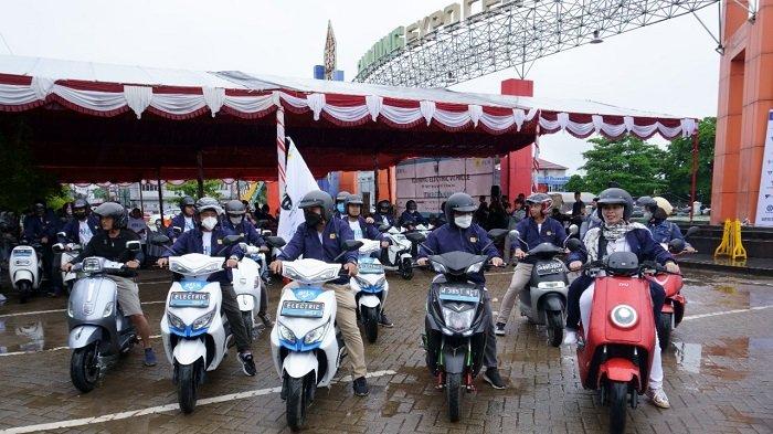 Electric Vehicle Community Touring di Tanjung Expo Center
